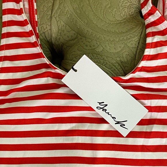 Yana K Ava Tank Top Red/White Stripes Size Large NWT - Picture 6 of 6